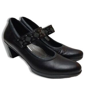 NAOT Almond Toe Classic Mary-Jane Pumps Genuine Leather Black Sz 11